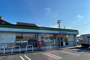 ファミリーマート 栗東霊仙寺店