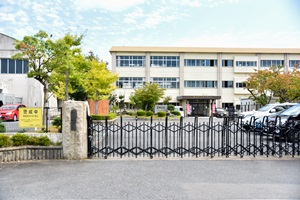 大宝小学校